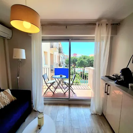 Apartmán Joli Pour 4 Personnes Dans Avec Piscine, Situe Impasse Du Globe Au Cap D'agde *